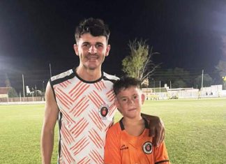 EL LARROQUENSE DE 8 AÑOS SAMUEL ALVA SE ILUSIONA CON SER JUGADOR DE RIVER.